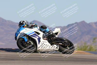 media/Oct-20-2024-CVMA (Sun) [[d4a3dff211]]/Race 16-Formula Middleweight/